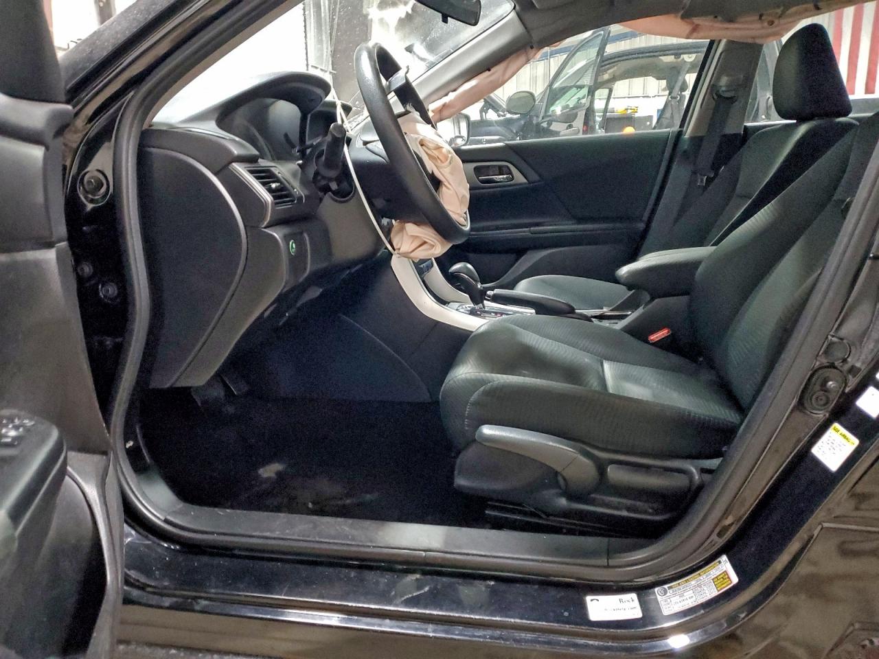 2015 HONDA ACCORD LX photo 7