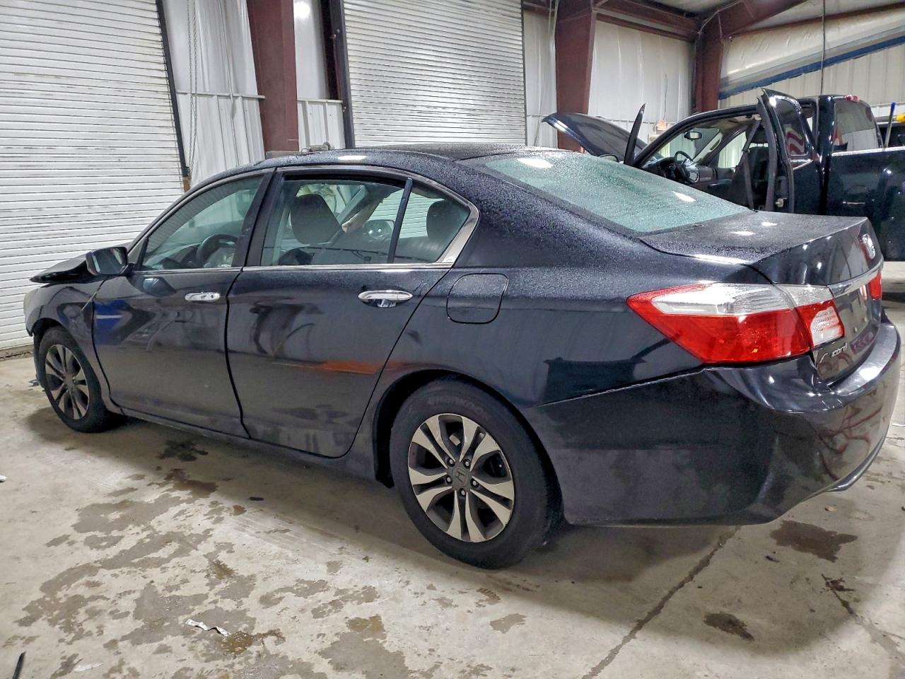 2015 HONDA ACCORD LX photo 2