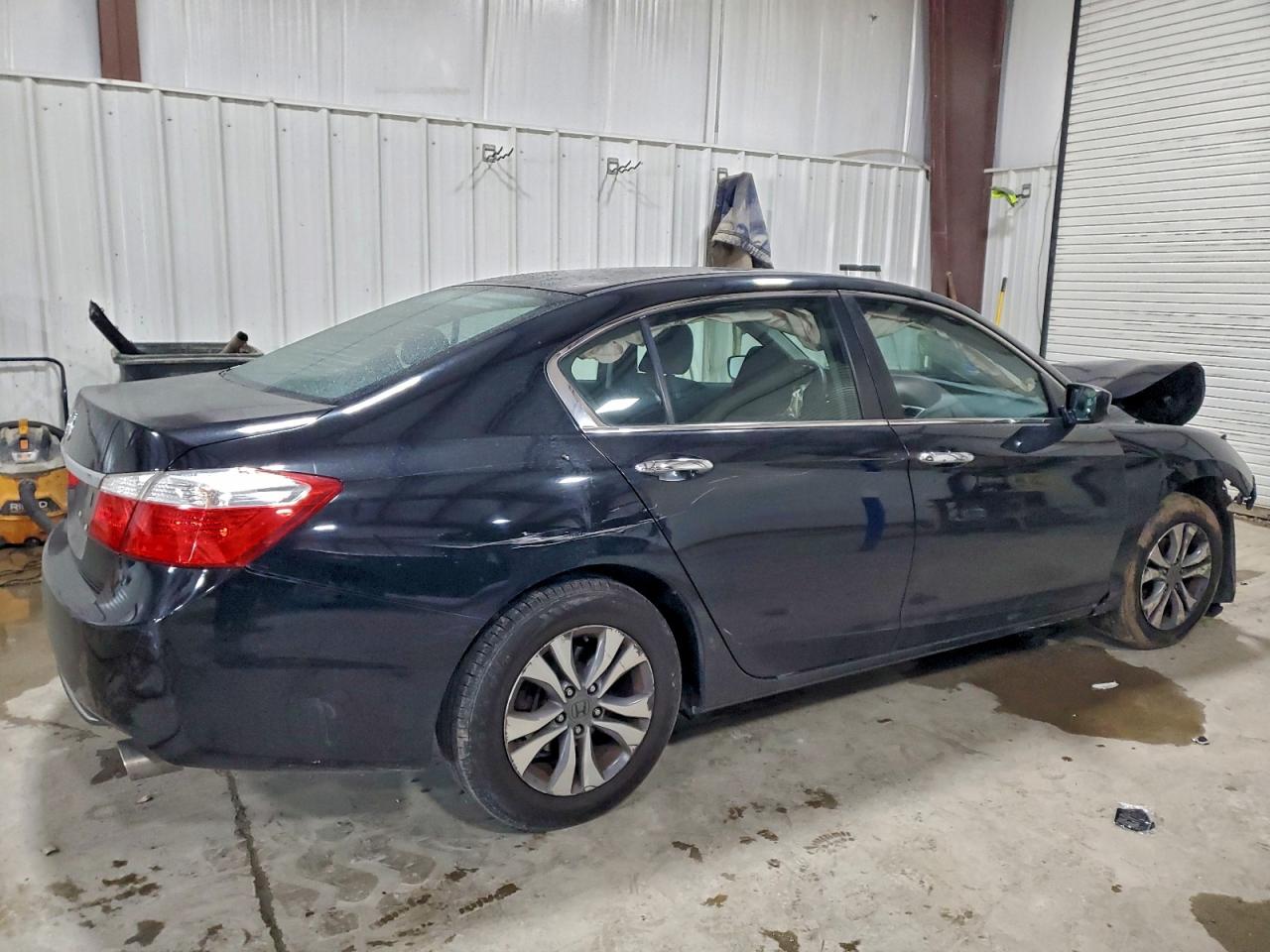 2015 HONDA ACCORD LX photo 3