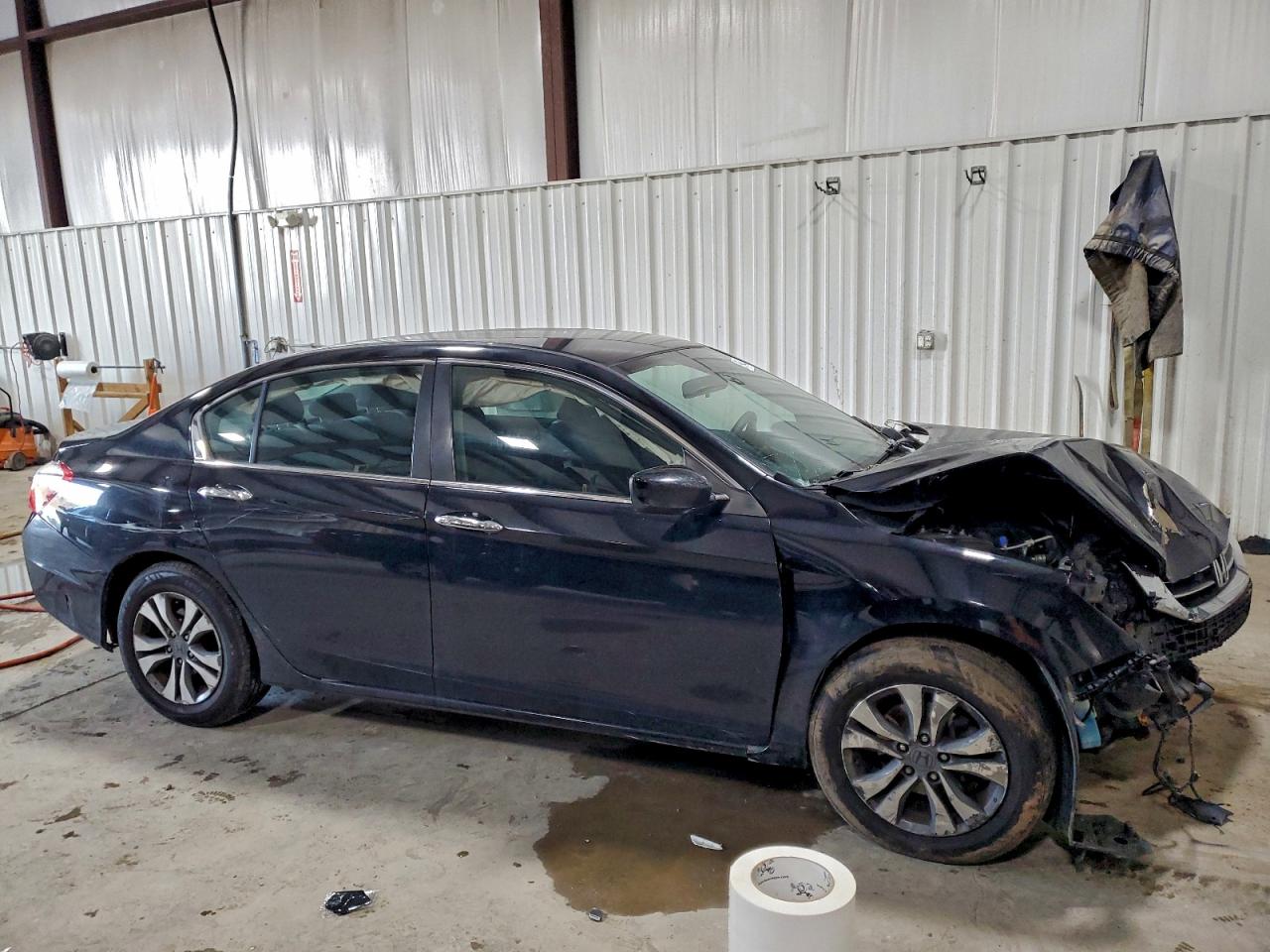 2015 HONDA ACCORD LX photo 4