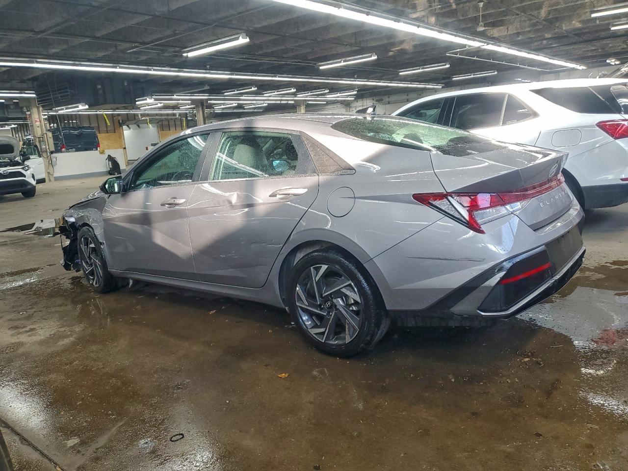 2025 HYUNDAI ELANTRA SEL photo 2