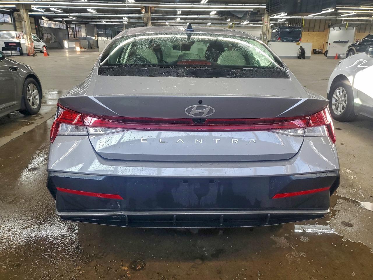 2025 HYUNDAI ELANTRA SEL photo 6