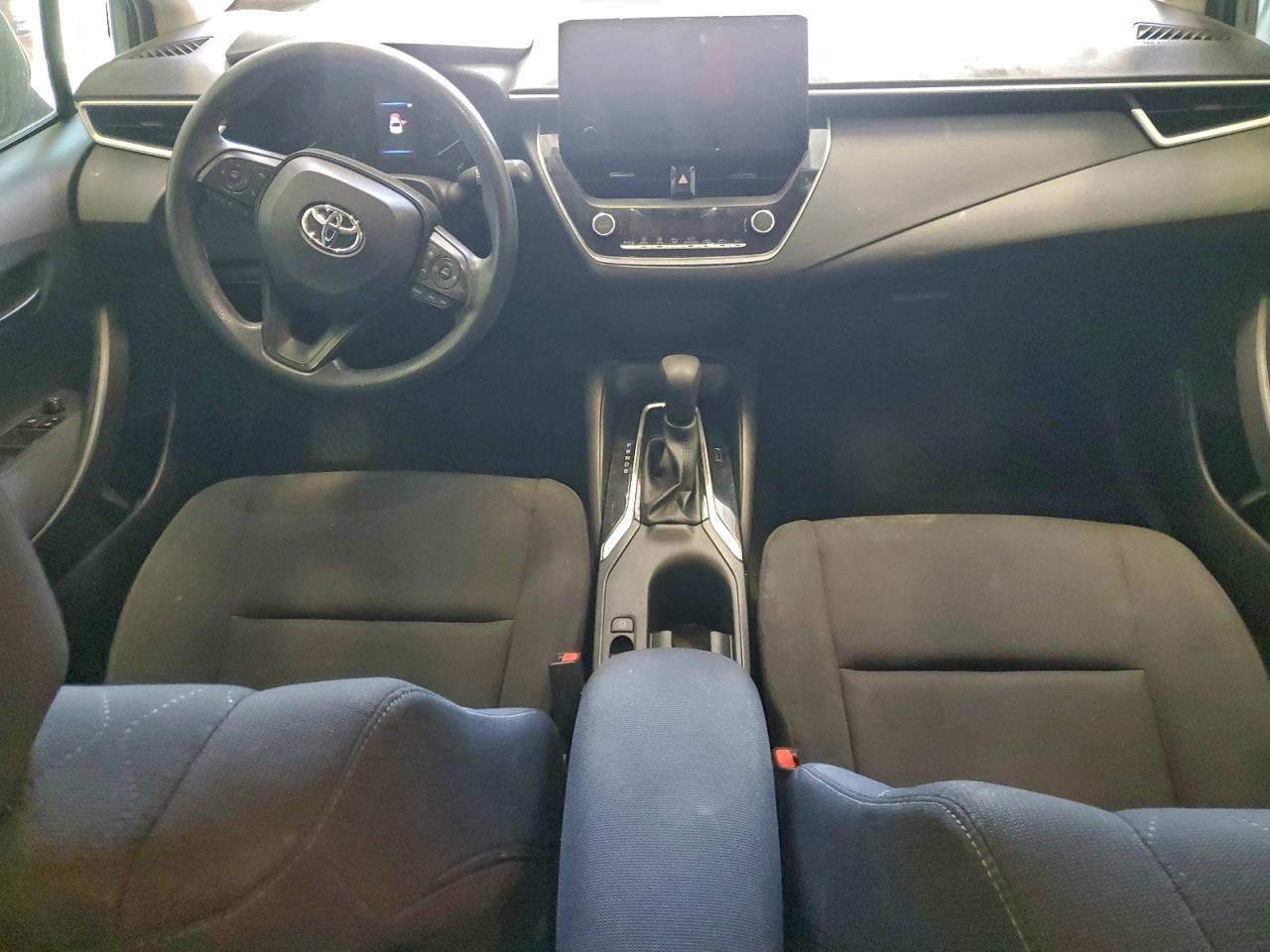 2024 TOYOTA COROLLA LE photo 8