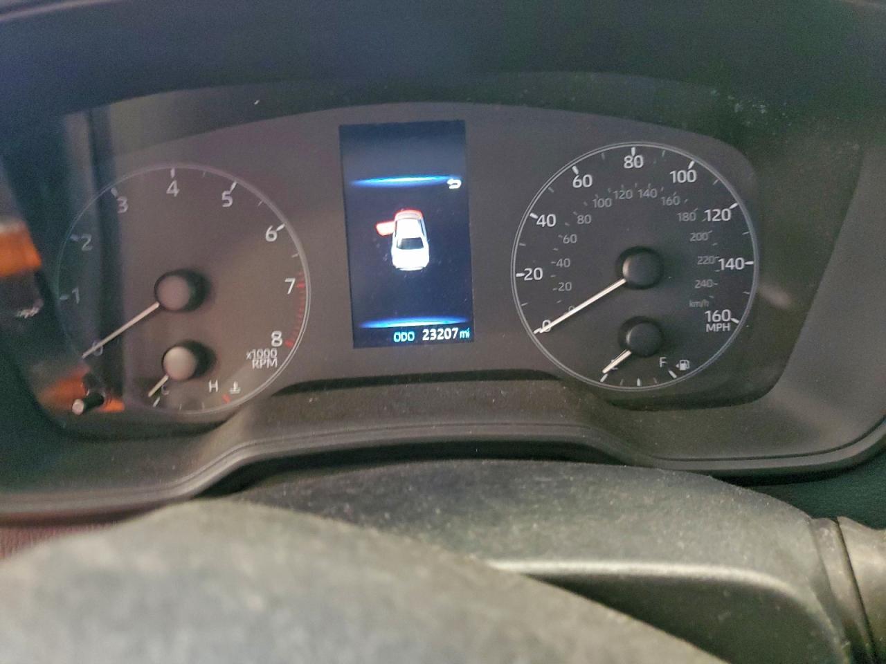2024 TOYOTA COROLLA LE photo 9