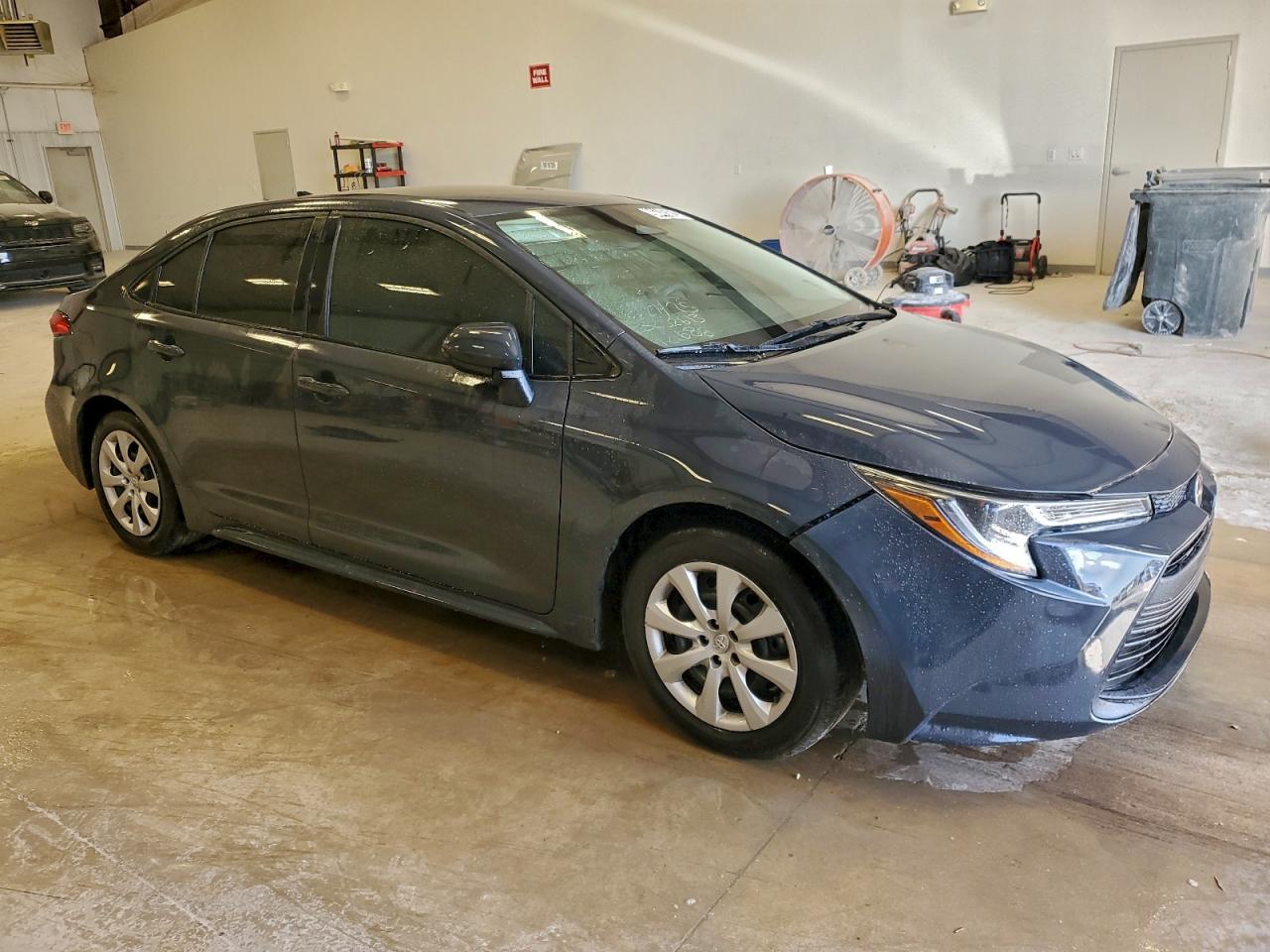 2024 TOYOTA COROLLA LE photo 4