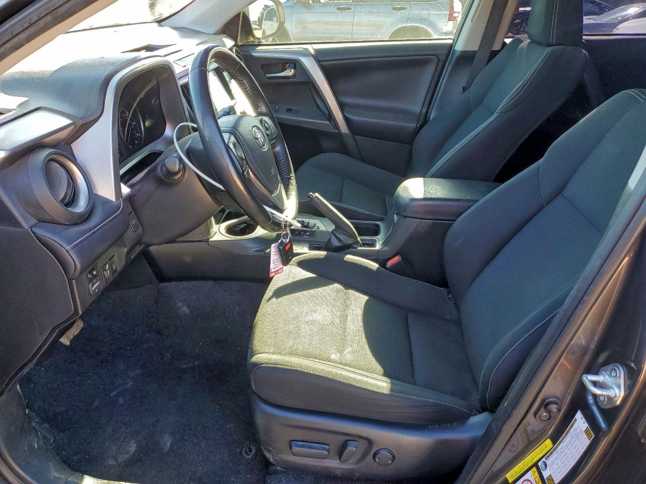 2018 TOYOTA RAV4 ADVENTURE photo 7