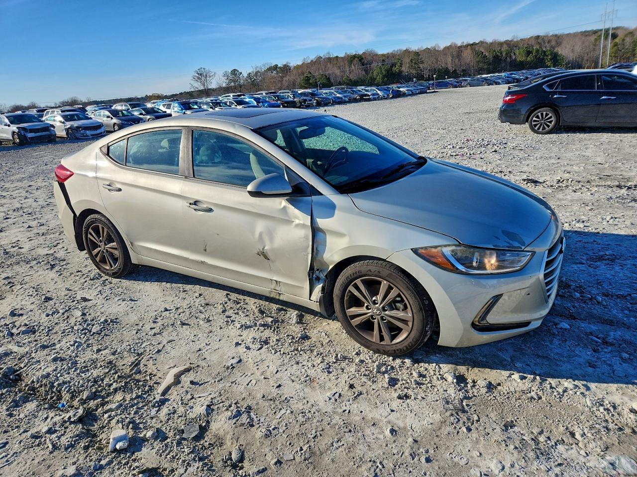2018 HYUNDAI ELANTRA SEL photo 4
