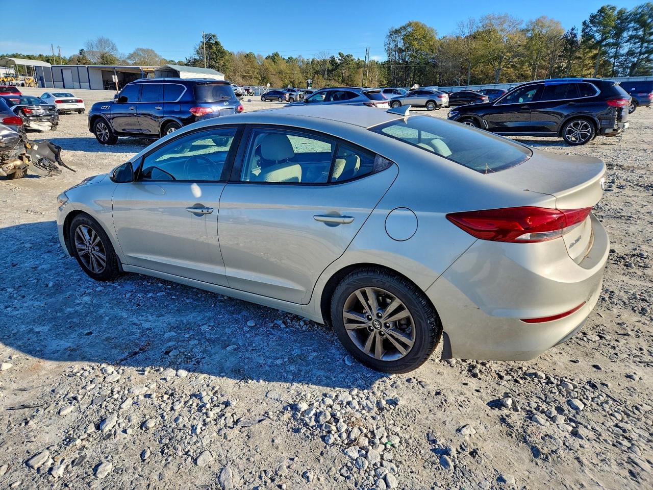 2018 HYUNDAI ELANTRA SEL photo 2