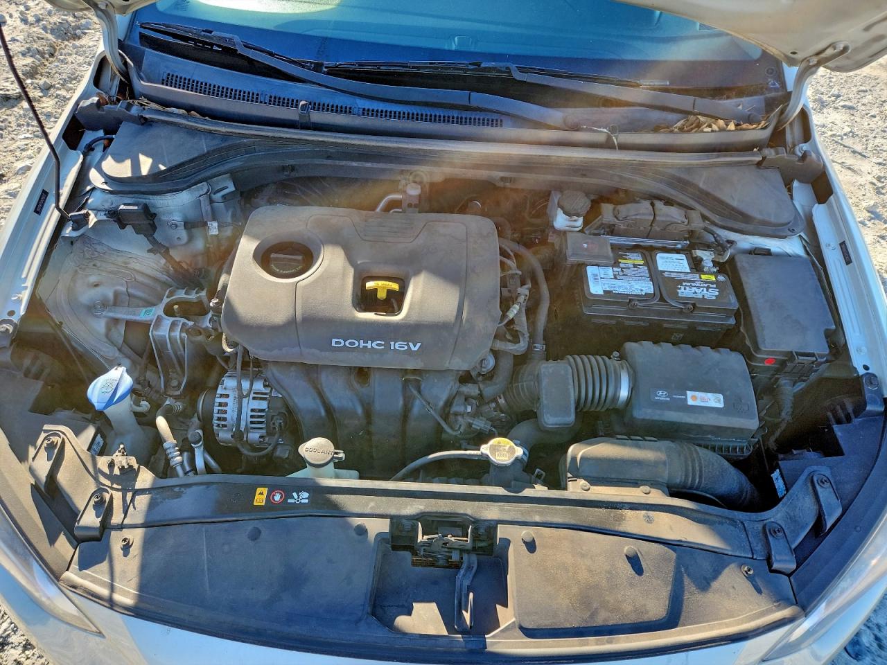 2018 HYUNDAI ELANTRA SEL photo 11
