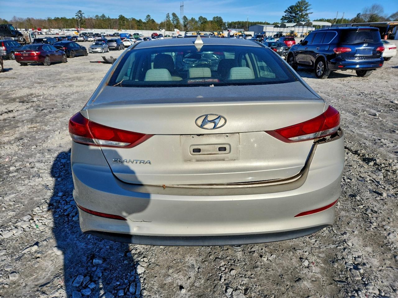 2018 HYUNDAI ELANTRA SEL photo 6