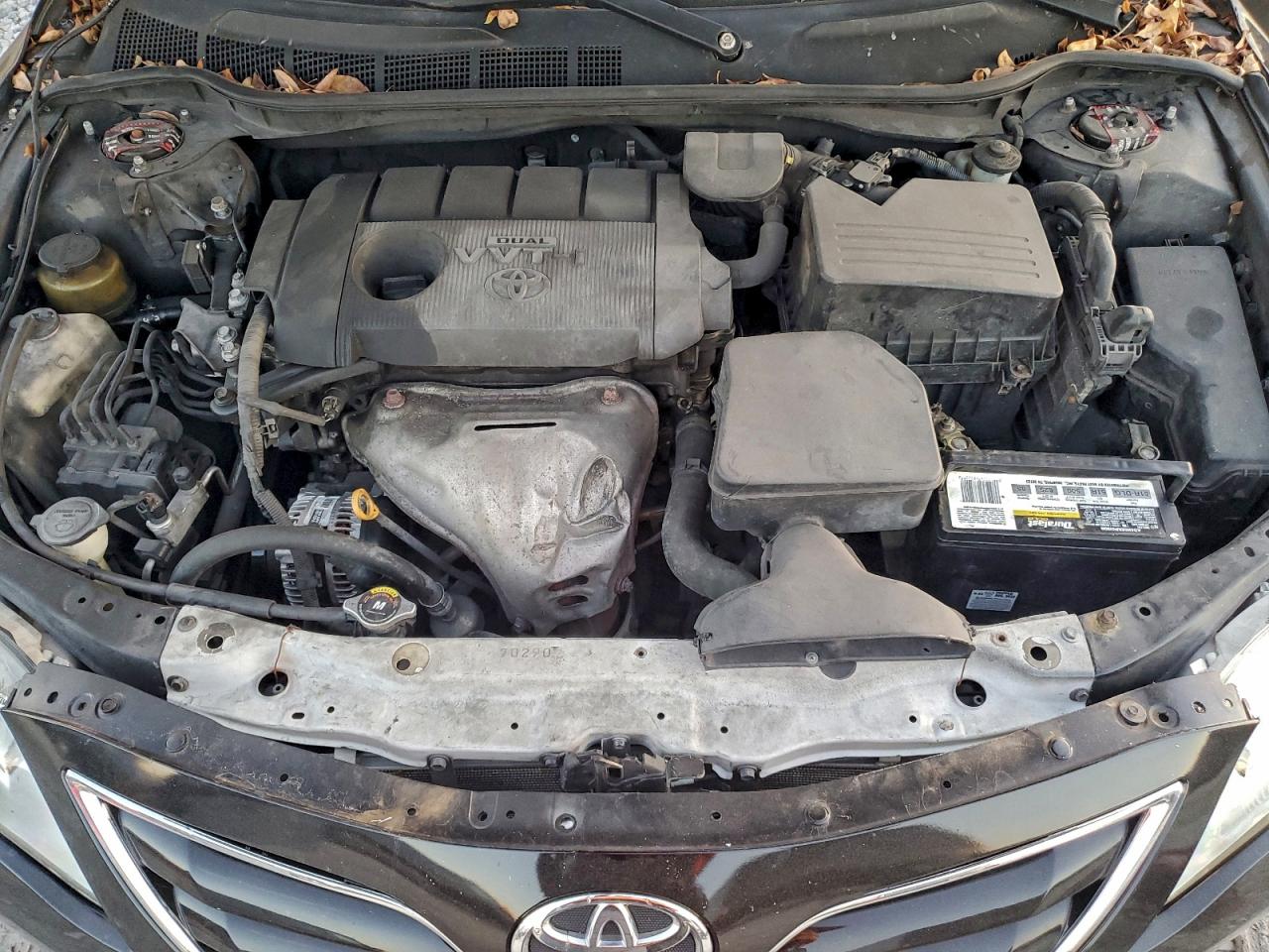 2011 TOYOTA CAMRY BASE photo 11