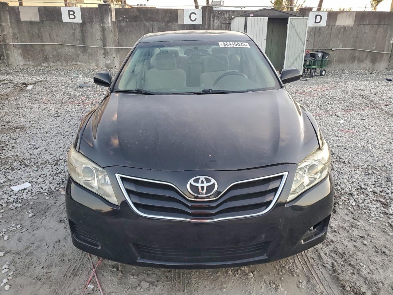 2011 TOYOTA CAMRY BASE photo 5