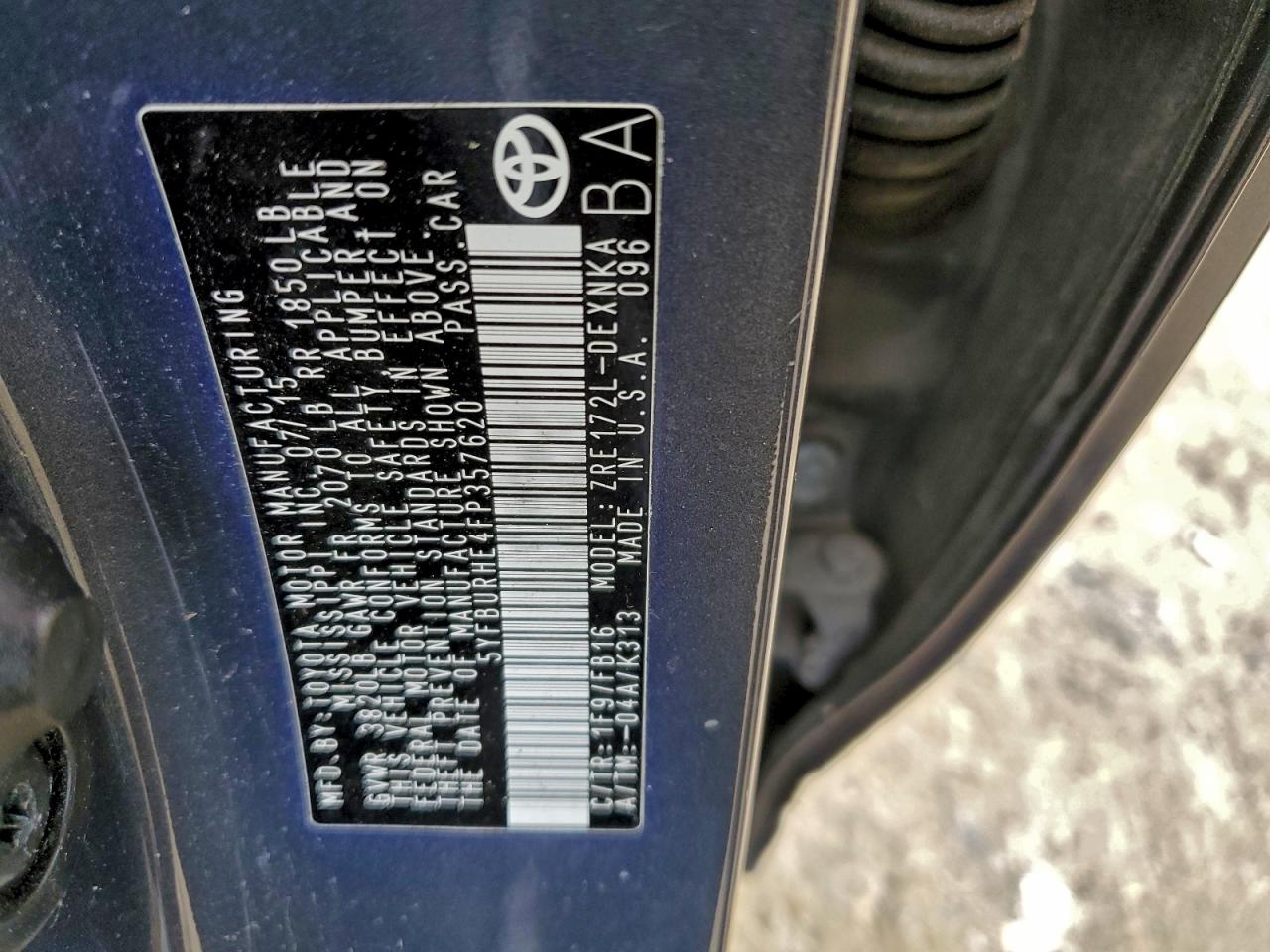 2015 TOYOTA COROLLA L photo 12