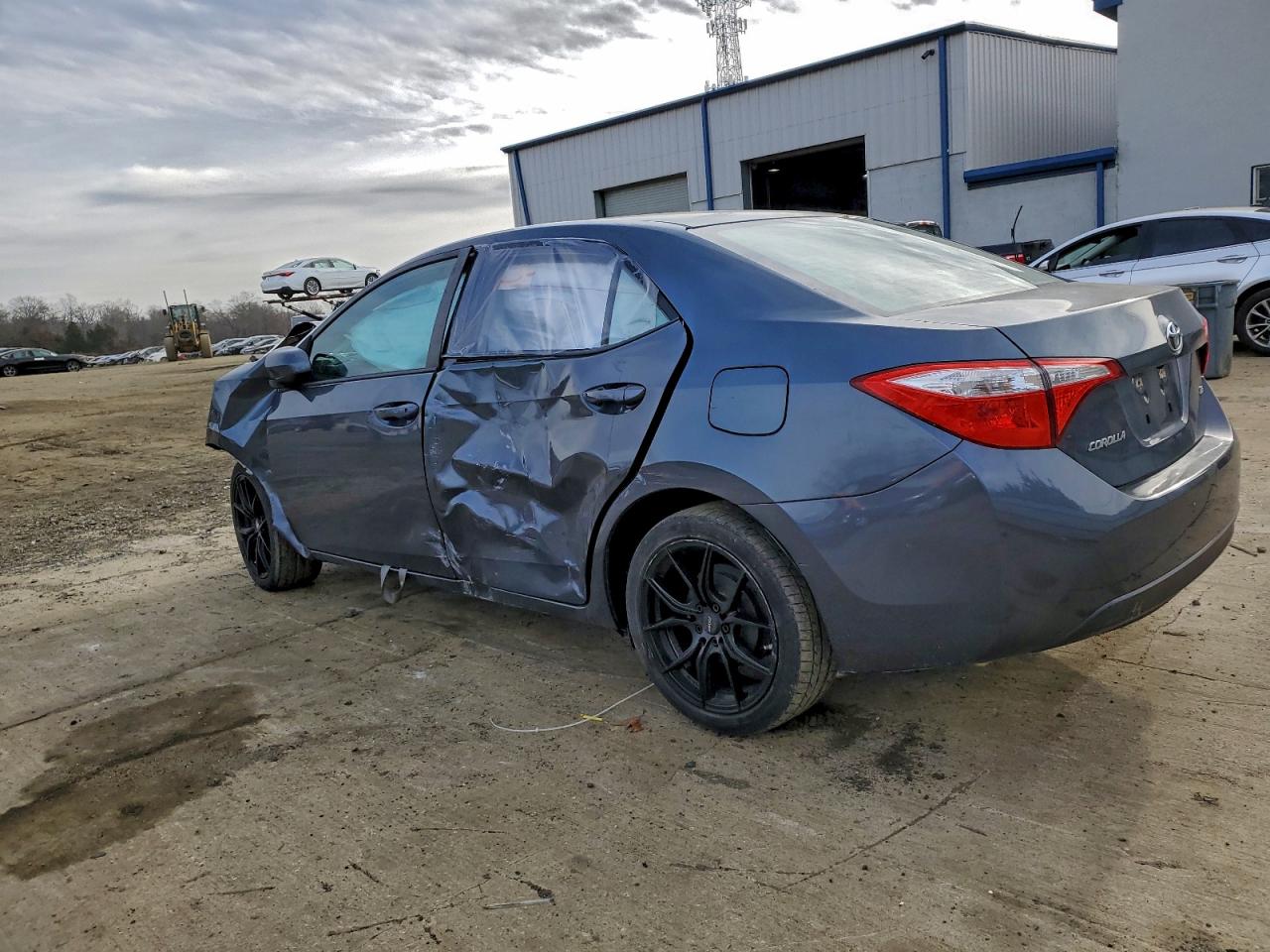 2015 TOYOTA COROLLA L photo 2