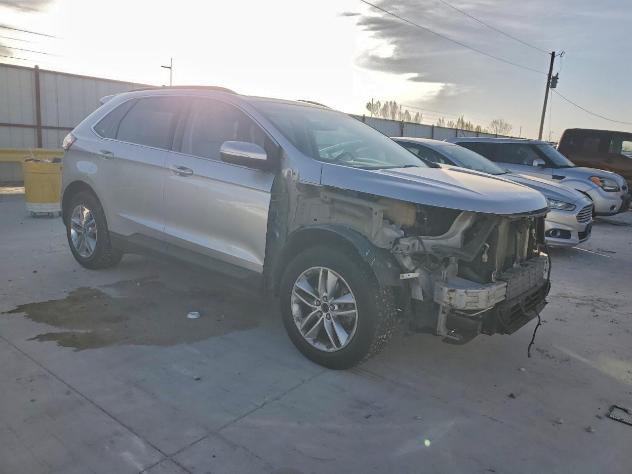 2015 FORD EDGE SEL photo 4