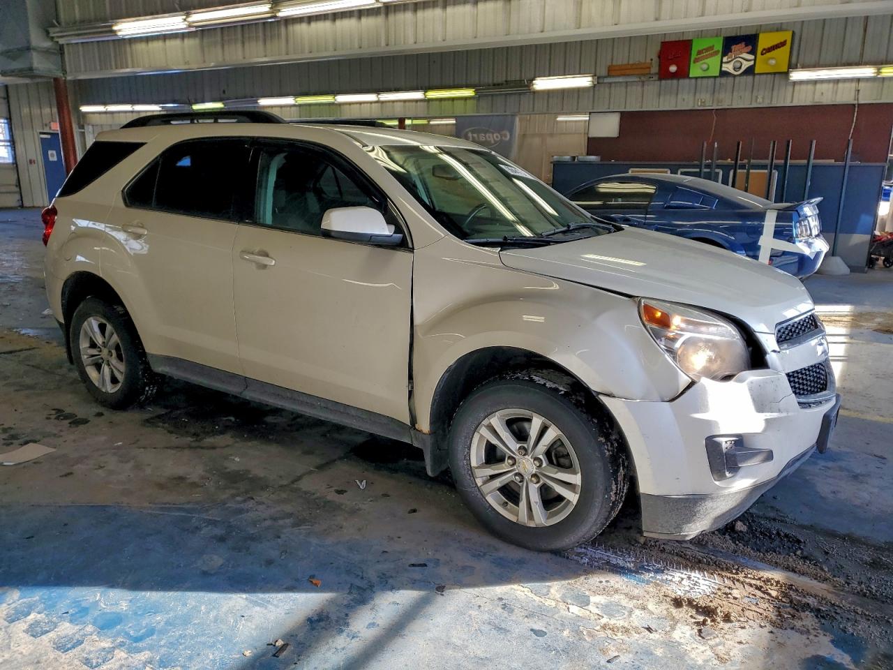 2014 CHEVROLET EQUINOX LT photo 4