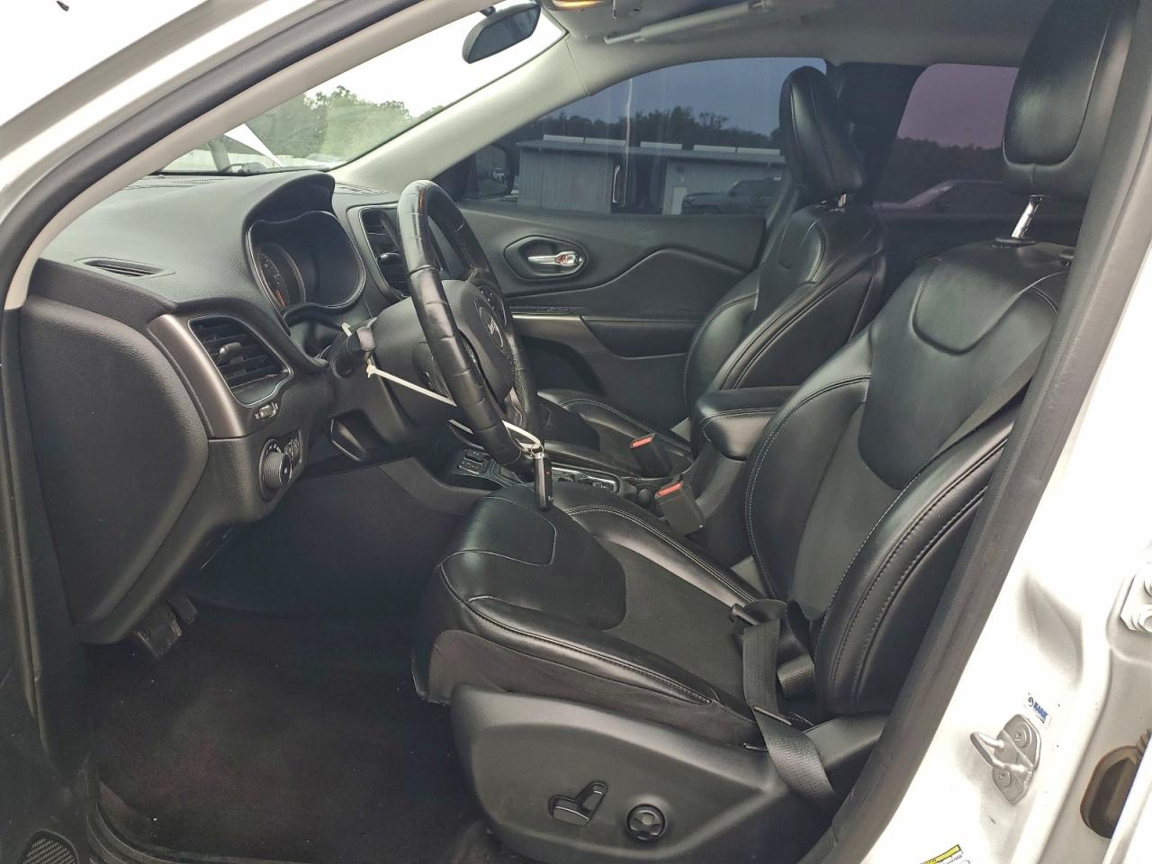 2019 JEEP CHEROKEE LATITUDE PLUS photo 7