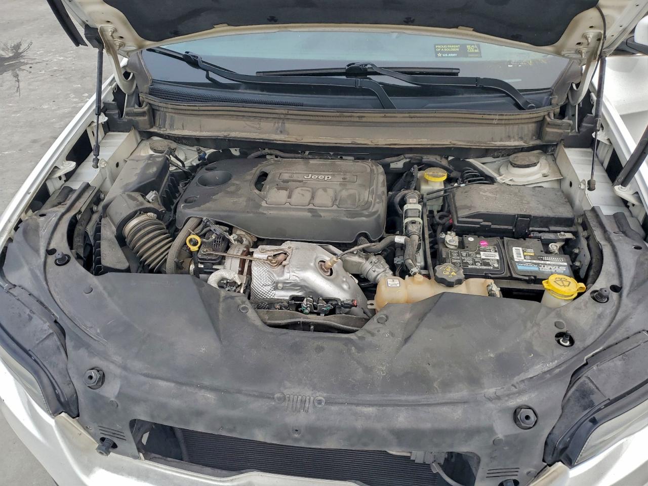 2019 JEEP CHEROKEE LATITUDE PLUS photo 12