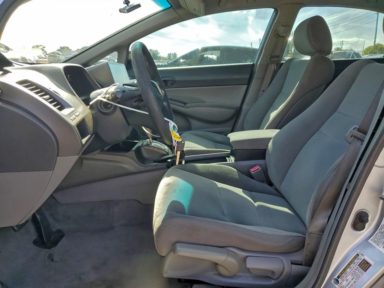 2010 HONDA CIVIC VP photo 7