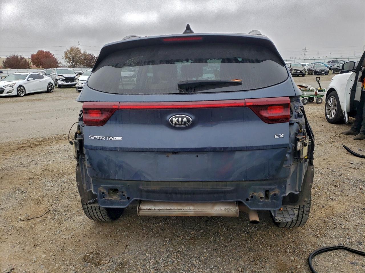 2021 KIA SPORTAGE EX photo 6
