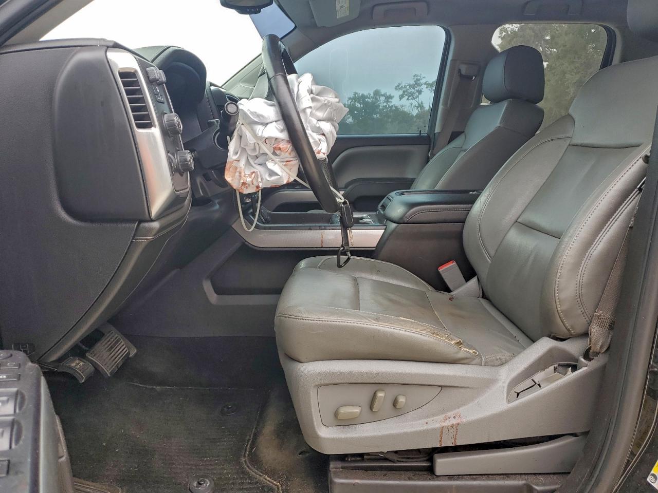 2015 CHEVROLET SILVERADO K1500 LTZ photo 7