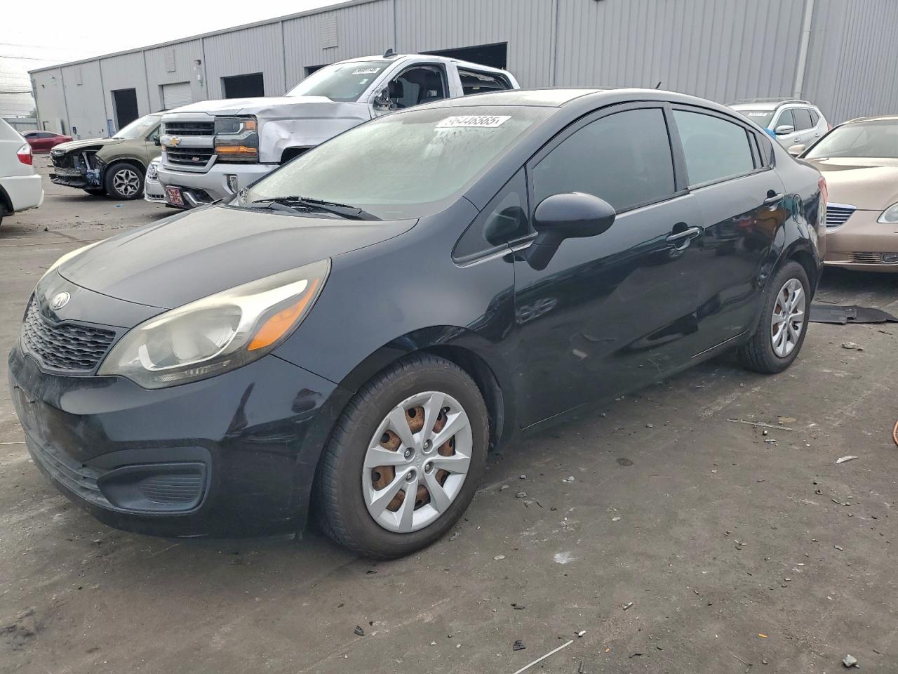 2013 KIA RIO