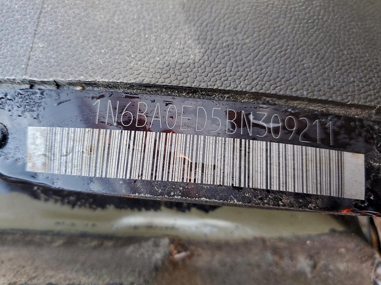 2011 NISSAN TITAN S photo 12