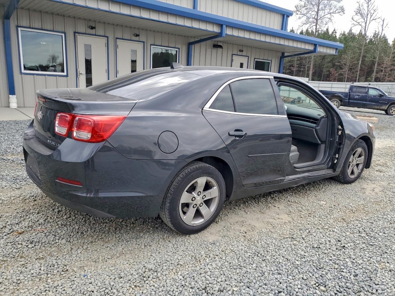 2014 CHEVROLET MALIBU LS photo 3