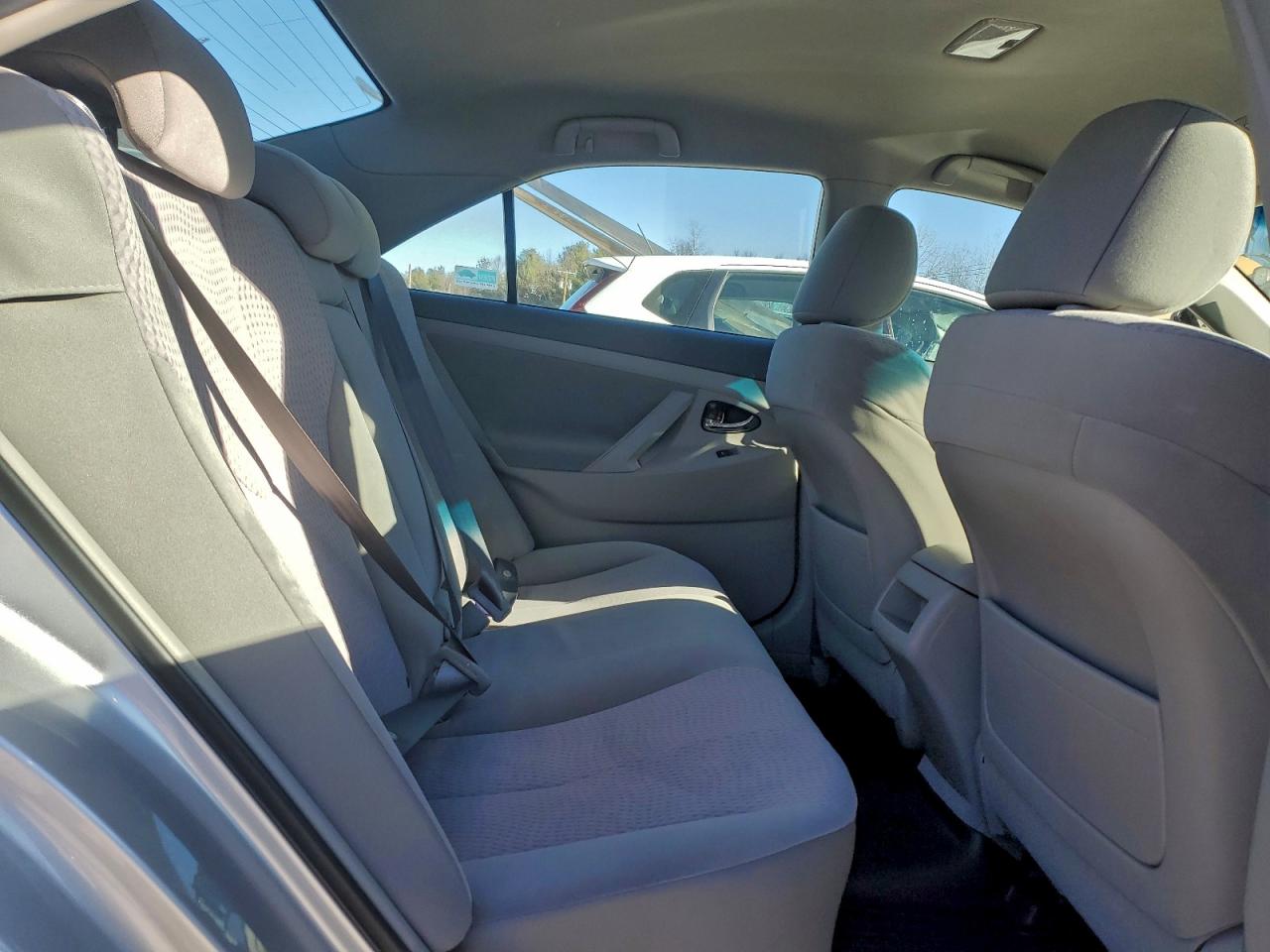 2011 TOYOTA CAMRY BASE photo 10