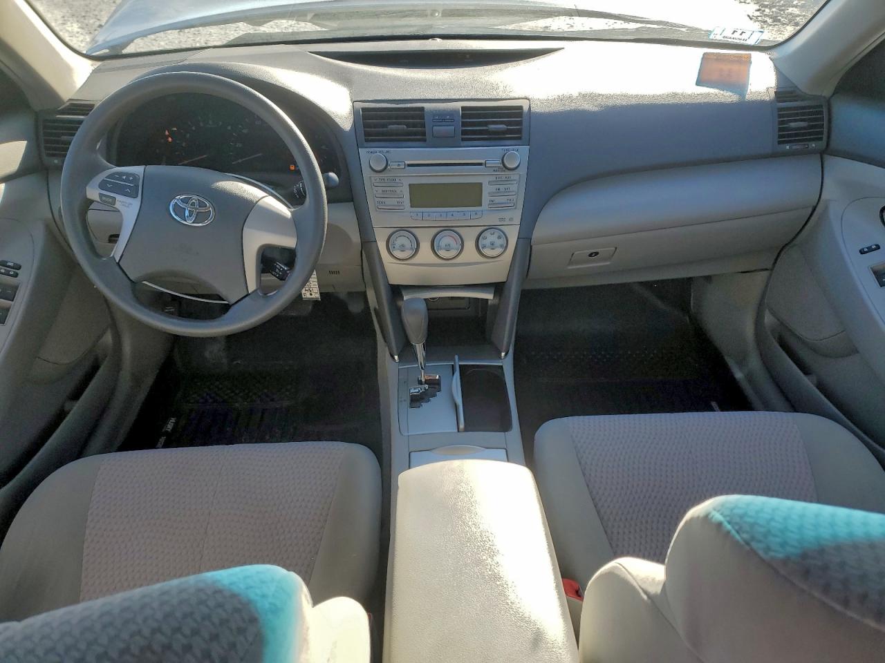 2011 TOYOTA CAMRY BASE photo 8