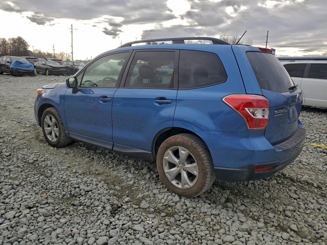 2015 SUBARU FORESTER 2.5I PREMIUM photo 2