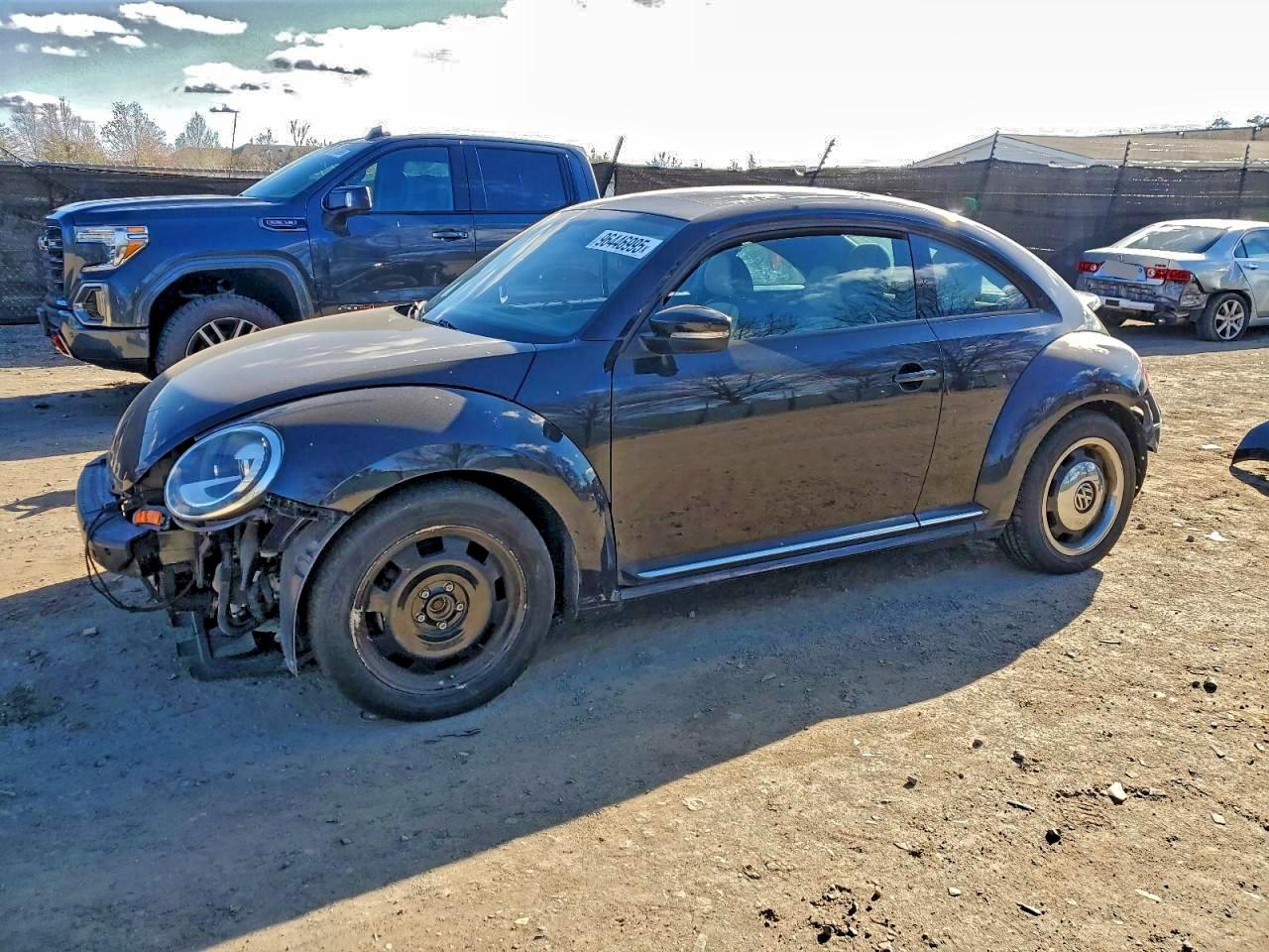 2018 VOLKSWAGEN BEETLE