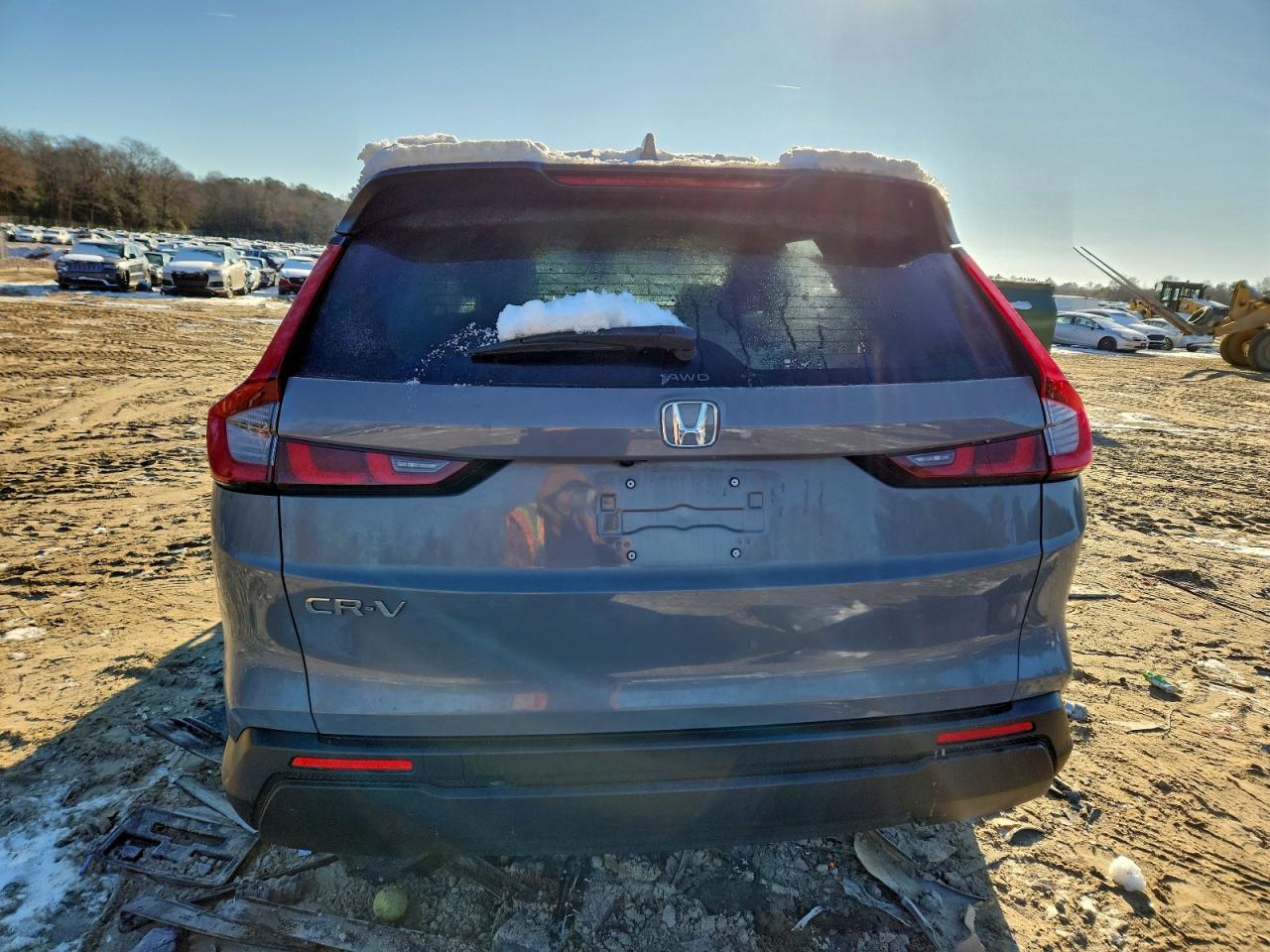 2025 HONDA CR-V LX photo 16