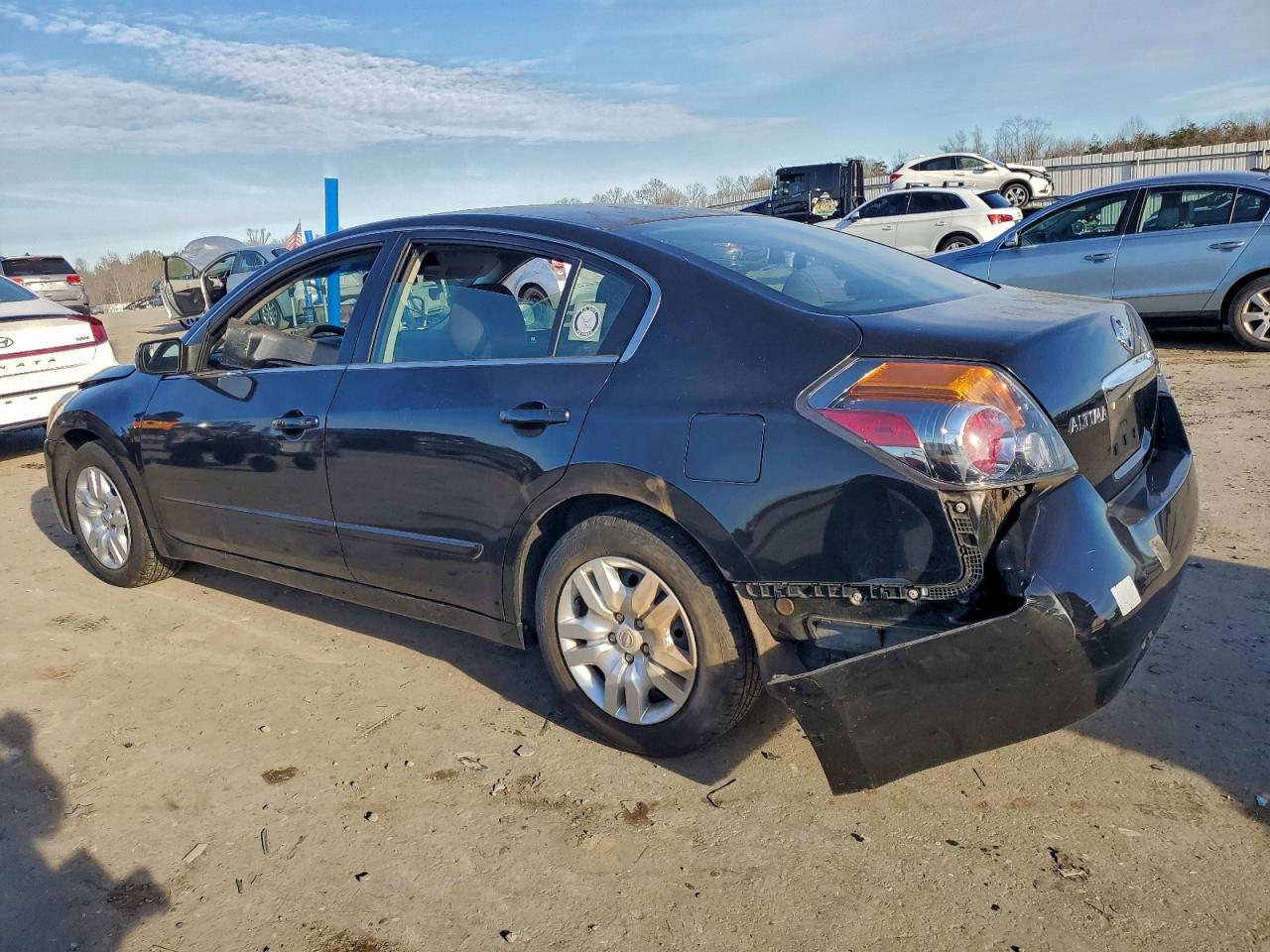 2012 NISSAN ALTIMA BASE photo 2
