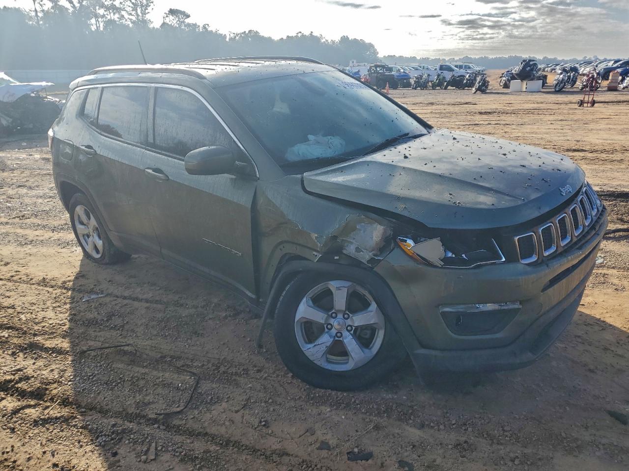 2019 JEEP COMPASS LATITUDE photo 4