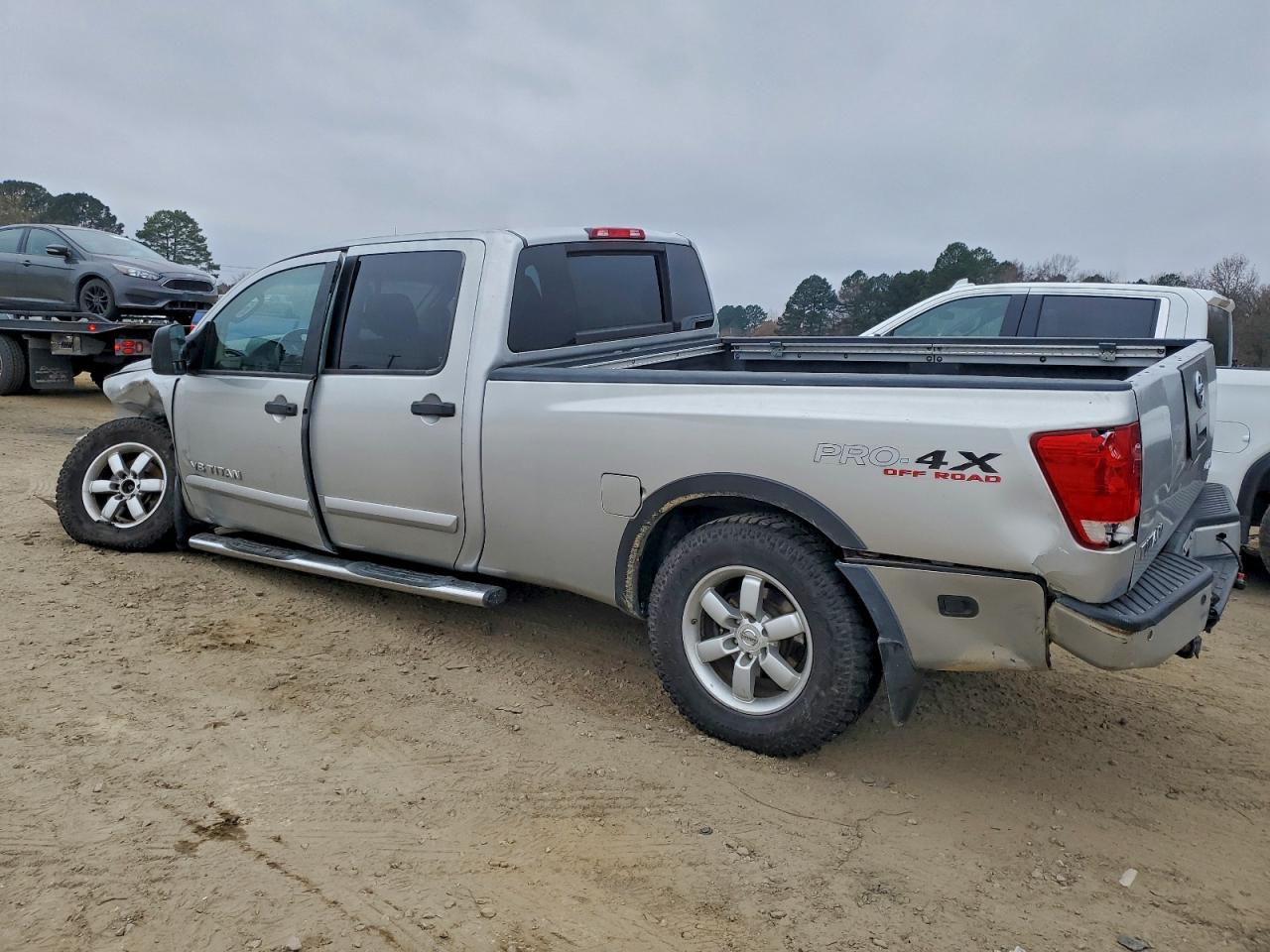 2008 NISSAN TITAN XE FFV photo 3