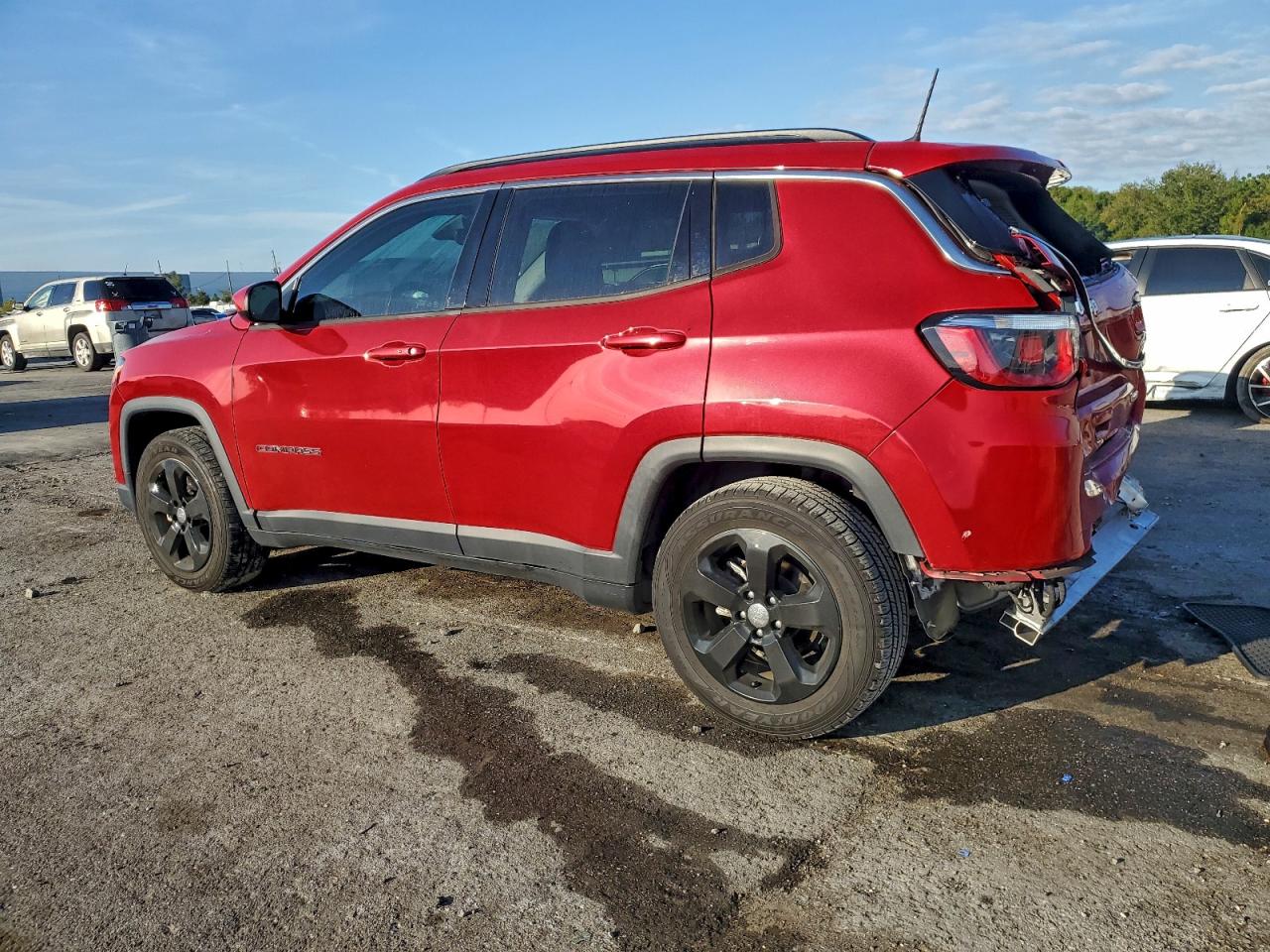 2019 JEEP COMPASS LATITUDE photo 2