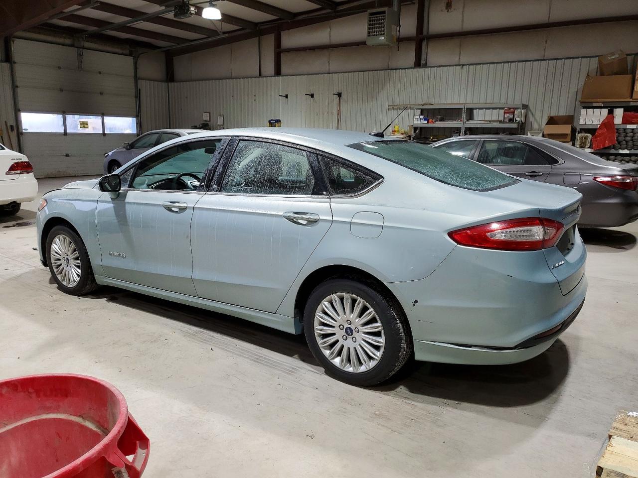 2013 FORD FUSION SE HYBRID photo 2