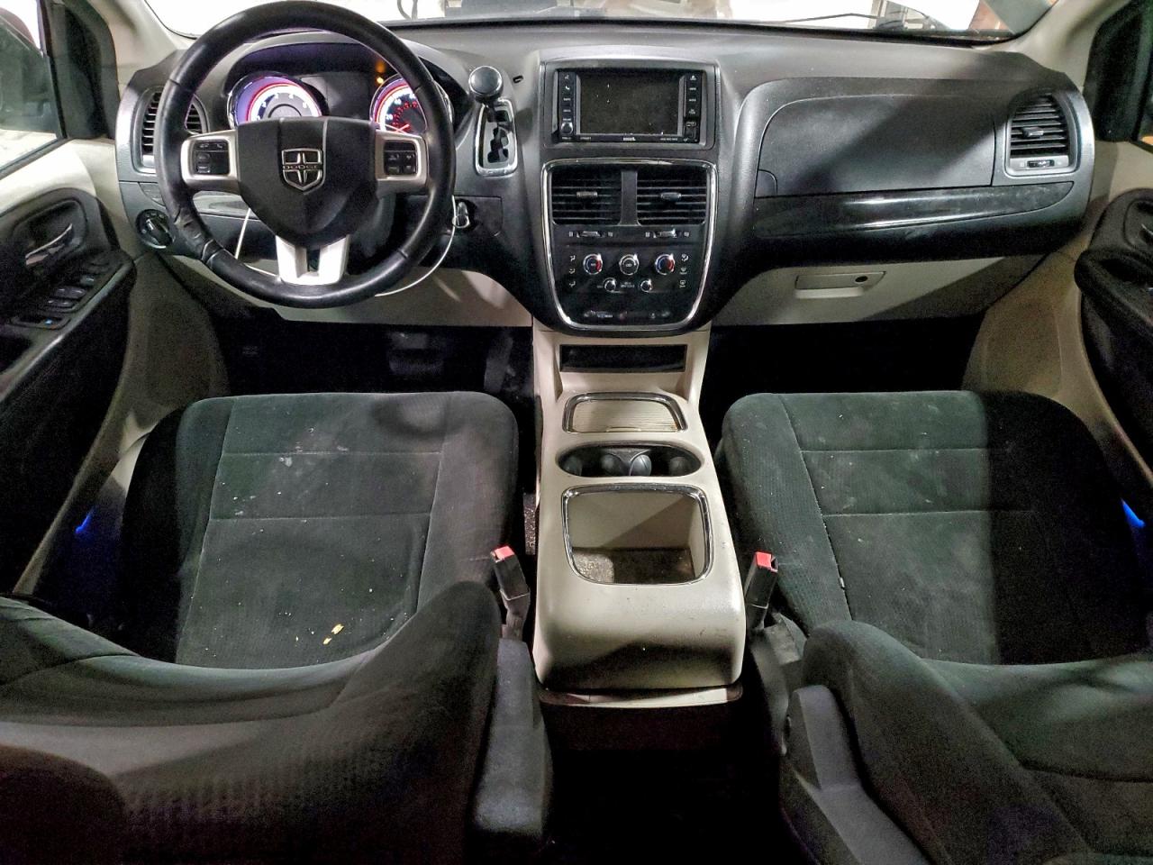 2012 DODGE GRAND CARAVAN SXT photo 8