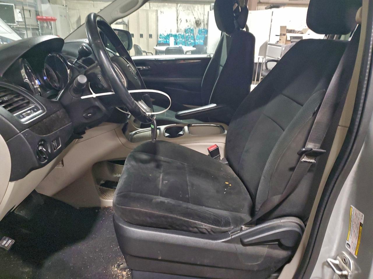 2012 DODGE GRAND CARAVAN SXT photo 7