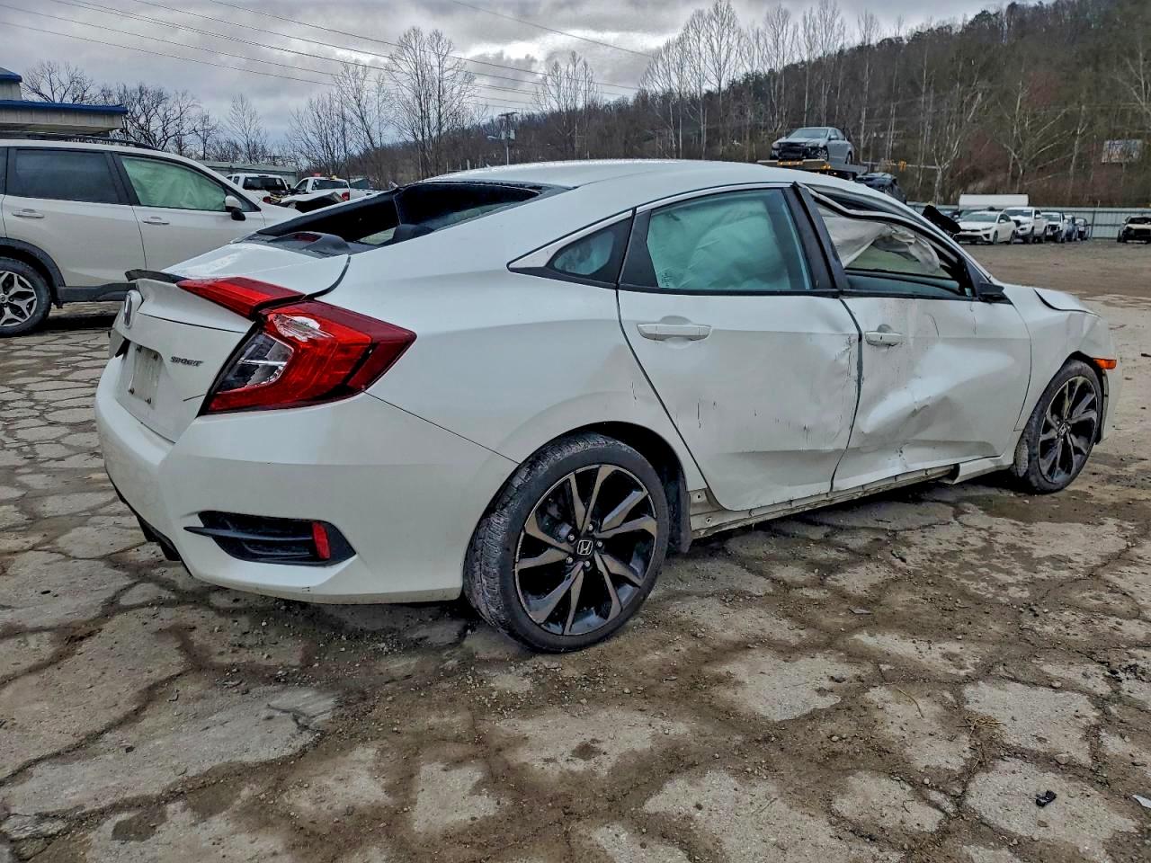 2020 HONDA CIVIC SPORT photo 3
