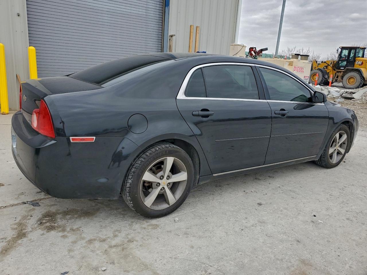 2011 CHEVROLET MALIBU 1LT photo 3