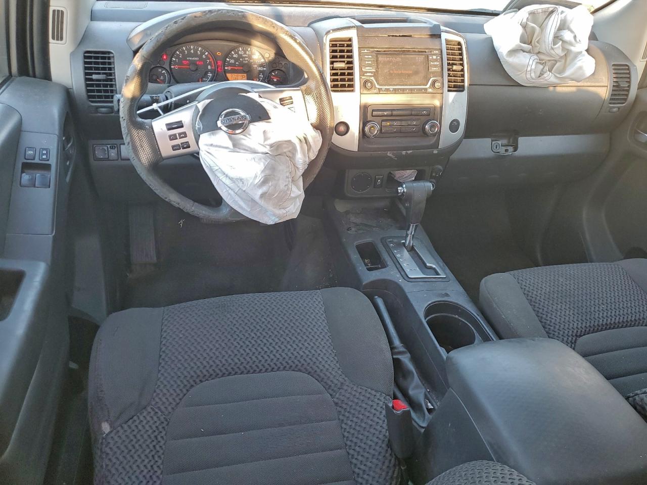 2018 NISSAN FRONTIER S photo 8
