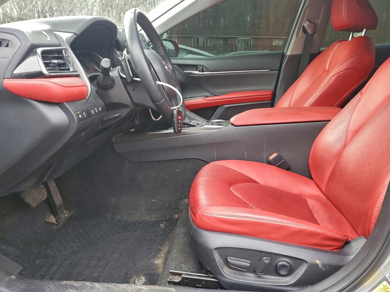 2022 TOYOTA CAMRY XSE photo 7
