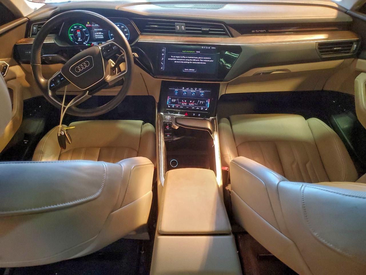 2019 AUDI E-TRON PRESTIGE photo 8