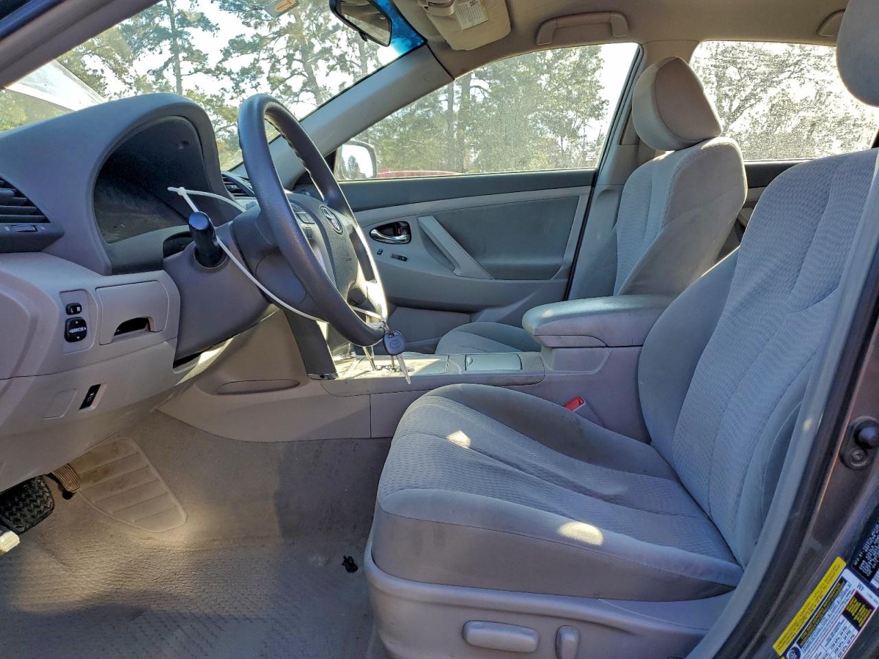 2011 TOYOTA CAMRY BASE photo 7