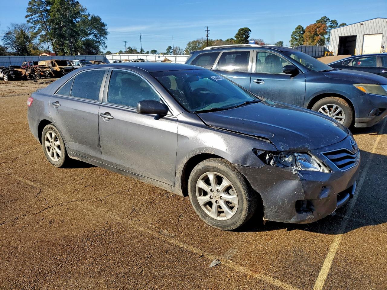 2011 TOYOTA CAMRY BASE photo 4