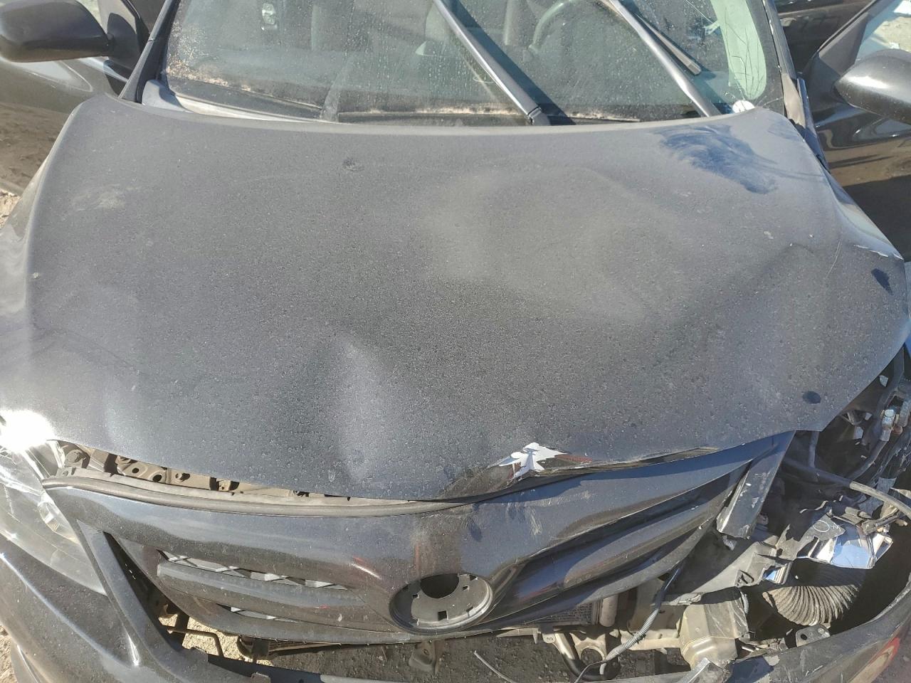2013 TOYOTA COROLLA BASE photo 11