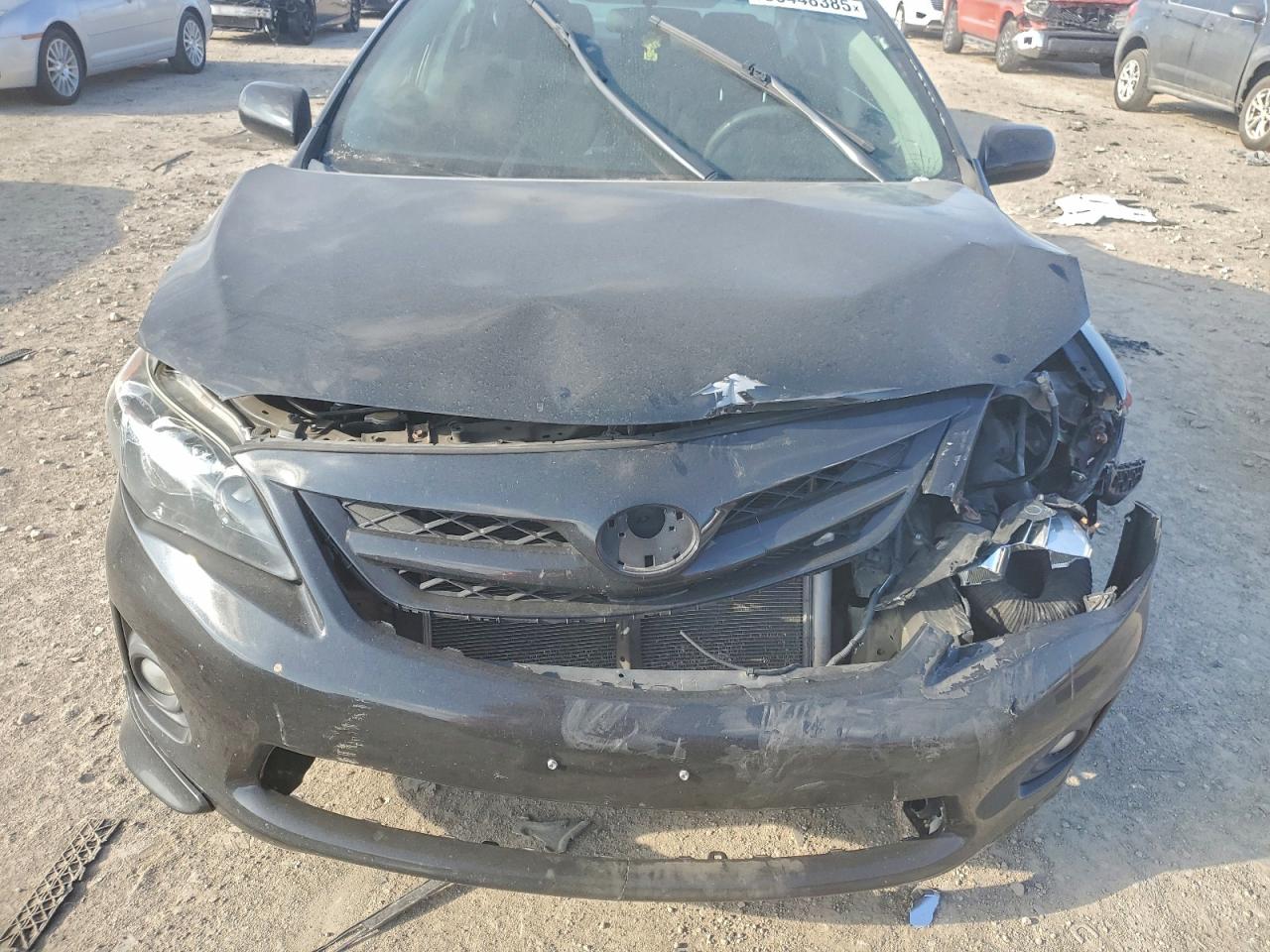 2013 TOYOTA COROLLA BASE photo 5
