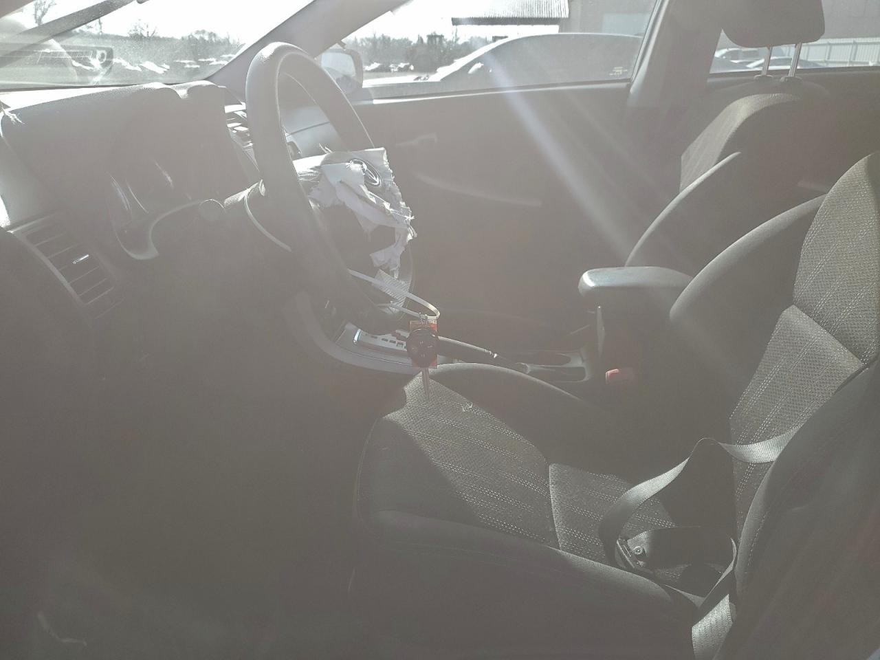 2013 TOYOTA COROLLA BASE photo 7